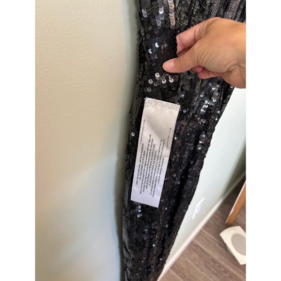 Mac Duggal Sequined Black One Shoulder Dress Gown, Size 6 - Picture 6 of 13